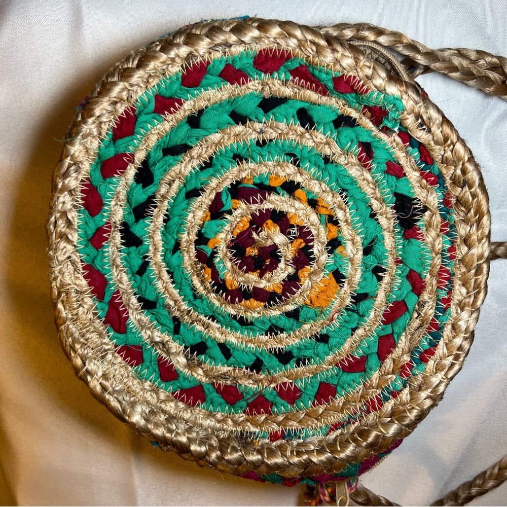 Shiraleah Multicolor Woven Round Boho Crossbody Bag - Picture 3 of 11